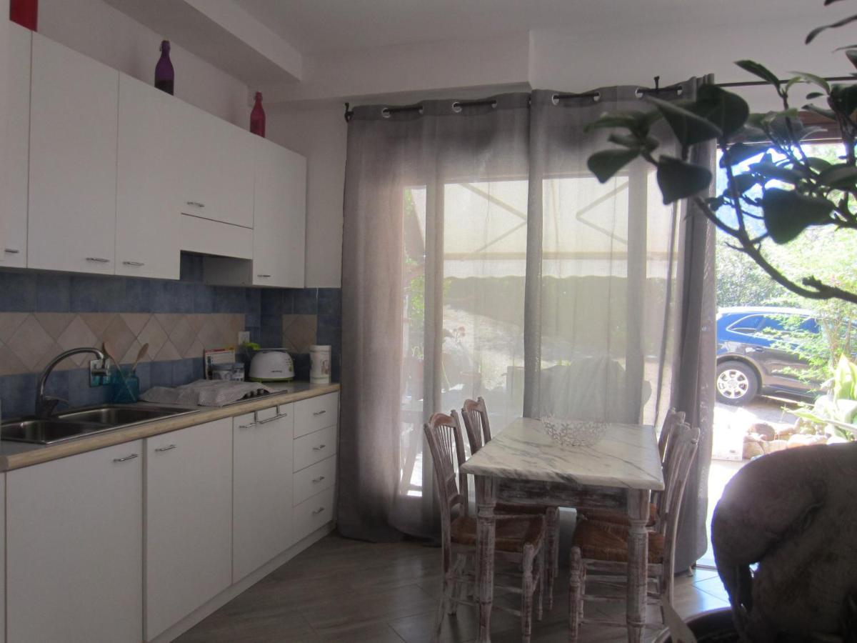 Monolocale San Pantaleo Διαμέρισμα Εξωτερικό φωτογραφία